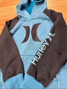 BOYS (size 6) Nike Dri-Fit HURLEY lightweight hoodie